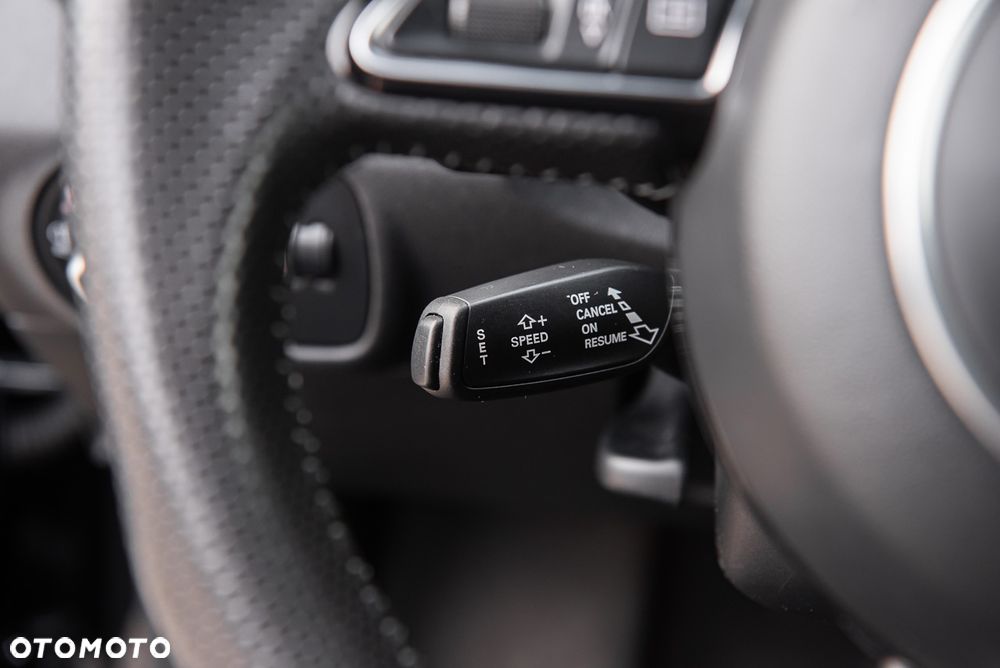 Audi A1 3-drzwiowe 1.4 TFSI S tronic S line edition m S line Sportpaket - 20