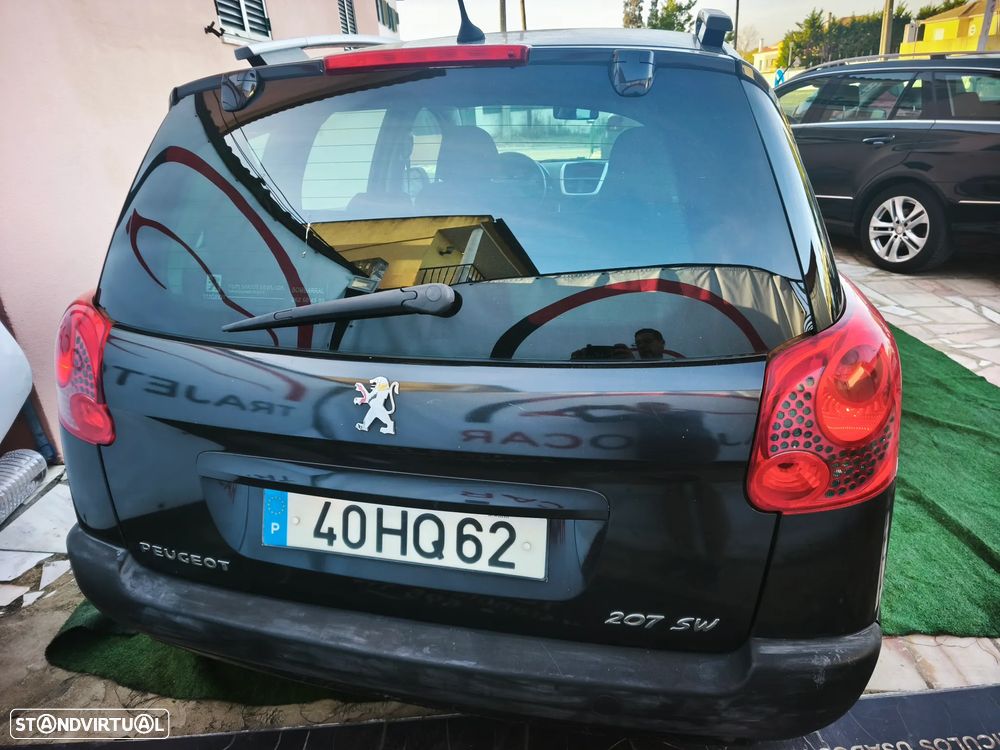 Peugeot 207 SW 1.4 Premium - 4