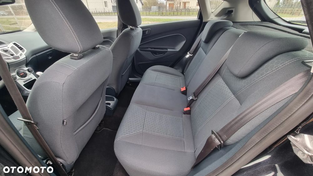Ford Fiesta 1.25 Titanium - 19