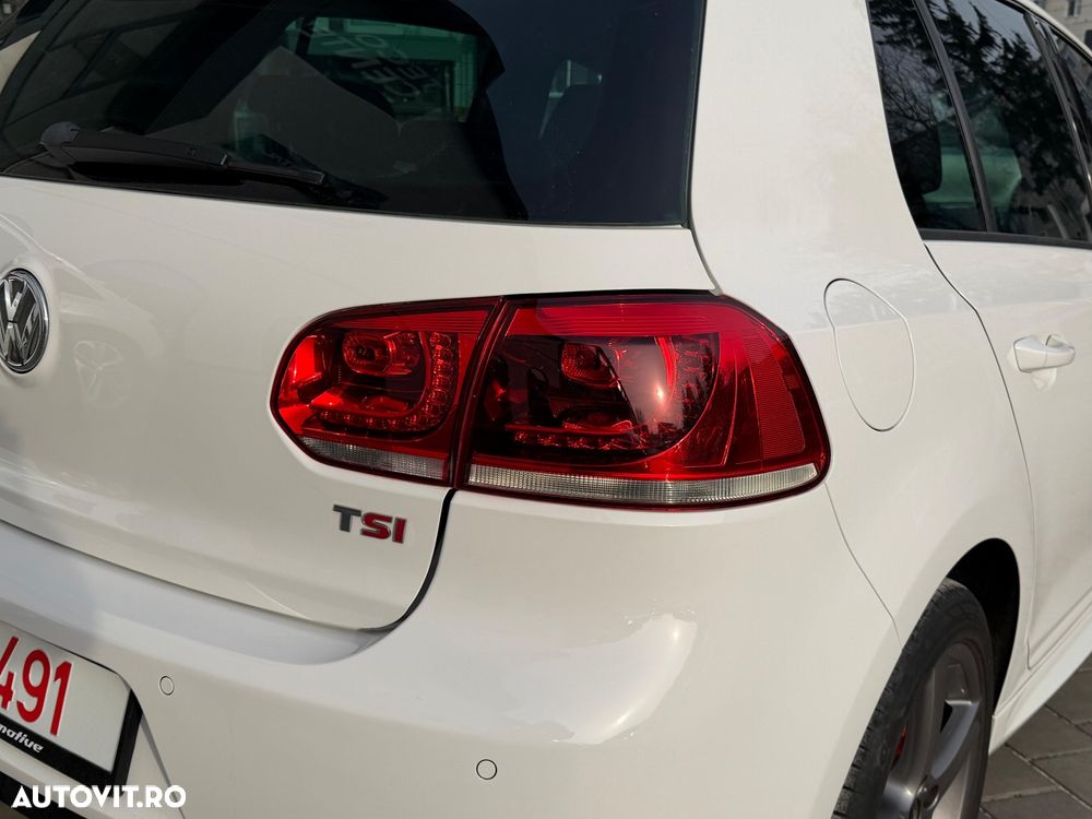 Volkswagen Golf - 13