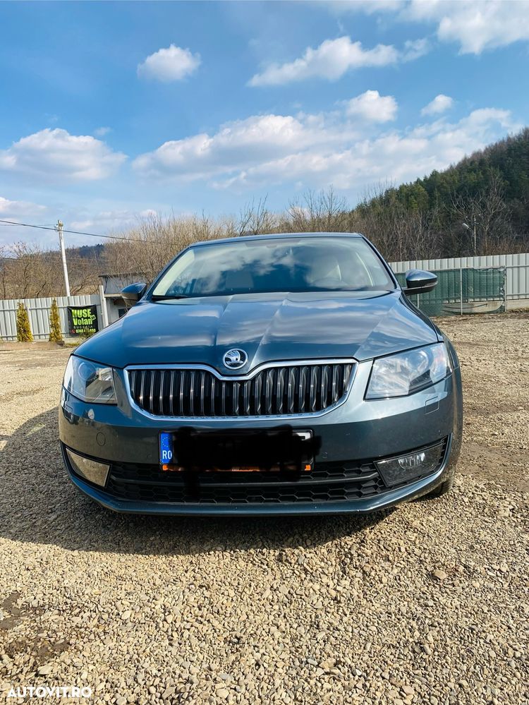 Skoda Octavia 2.0 TDI DSG Style - 8