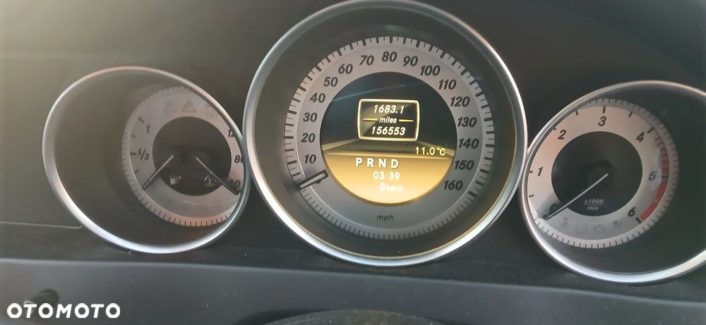 Mercedes-Benz Klasa C 220 CDI DPF Coupe BlueEFFICIENCY 7G-TRONIC Edition 1 - 7