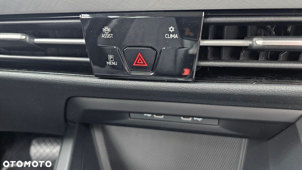 Volkswagen Golf - 34