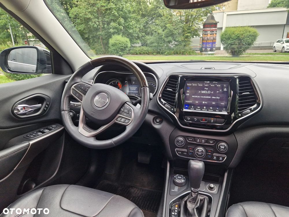 Jeep Cherokee 2.0 GME Active Drive I Limited - 27