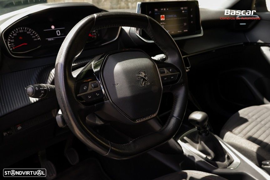 Peugeot 2008 1.2 PureTech Allure - 23