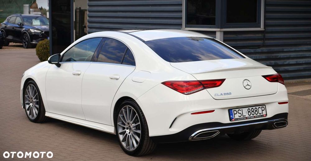 Mercedes-Benz CLA - 8