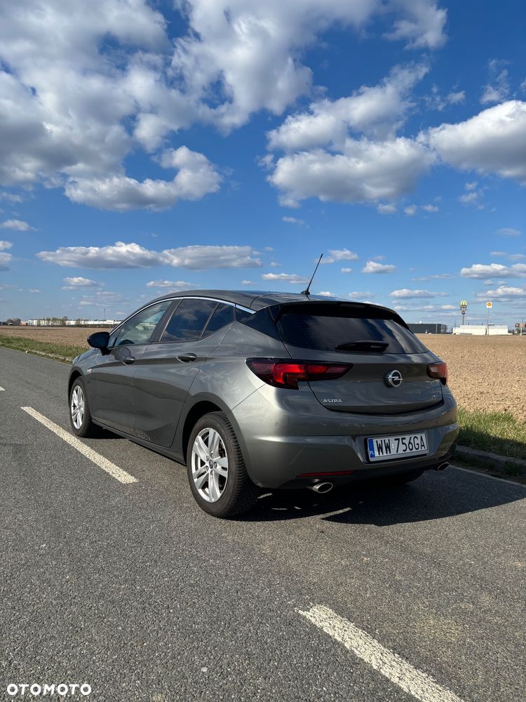 Opel Astra 1.6 T Dynamic S&S - 3