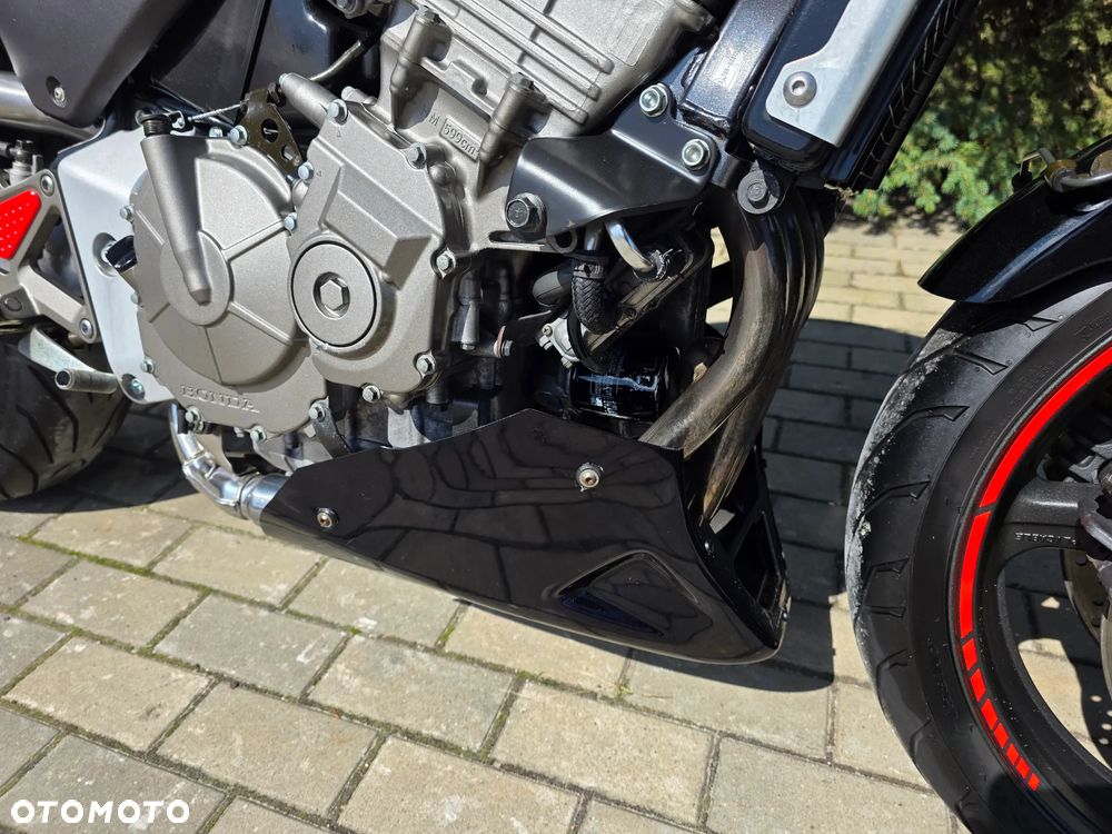 Honda Hornet - 18