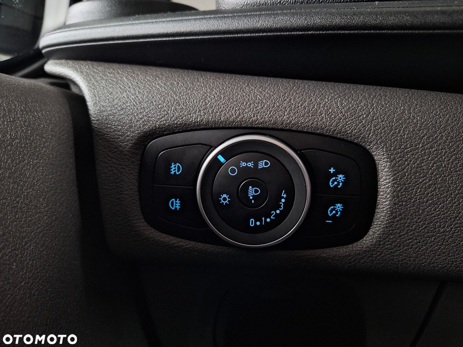 Ford Transit Custom - 27
