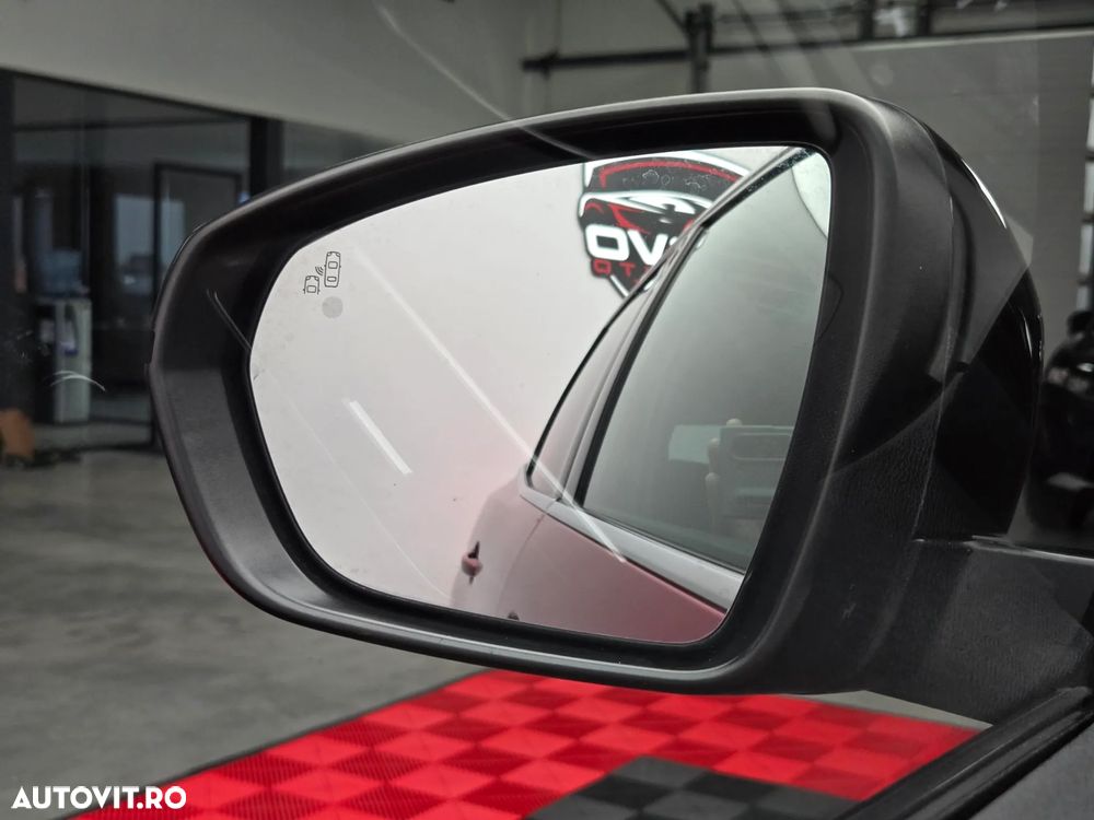 Peugeot 3008 1.5 BlueHDI S&S EAT8 GT-Line - 39