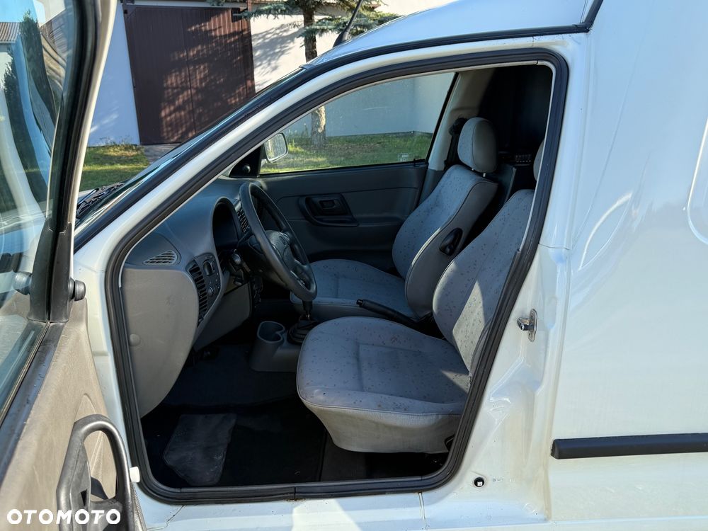 Volkswagen Caddy - 13