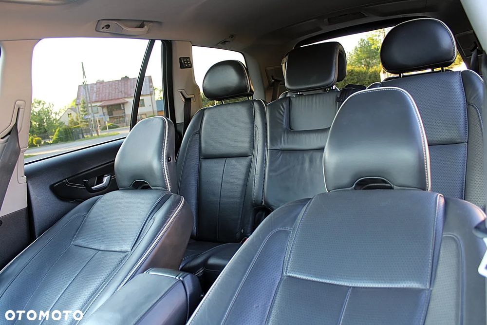 Volvo XC 90 D5 Executive - 27