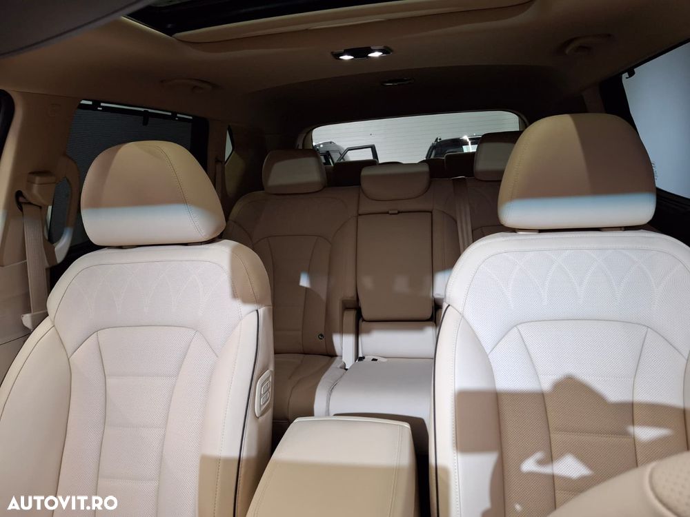 KG Mobility Rexton - 13