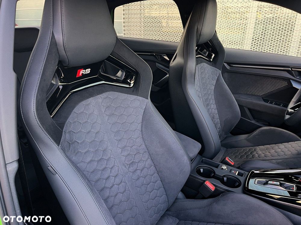 Audi RS3 Limousine - 19