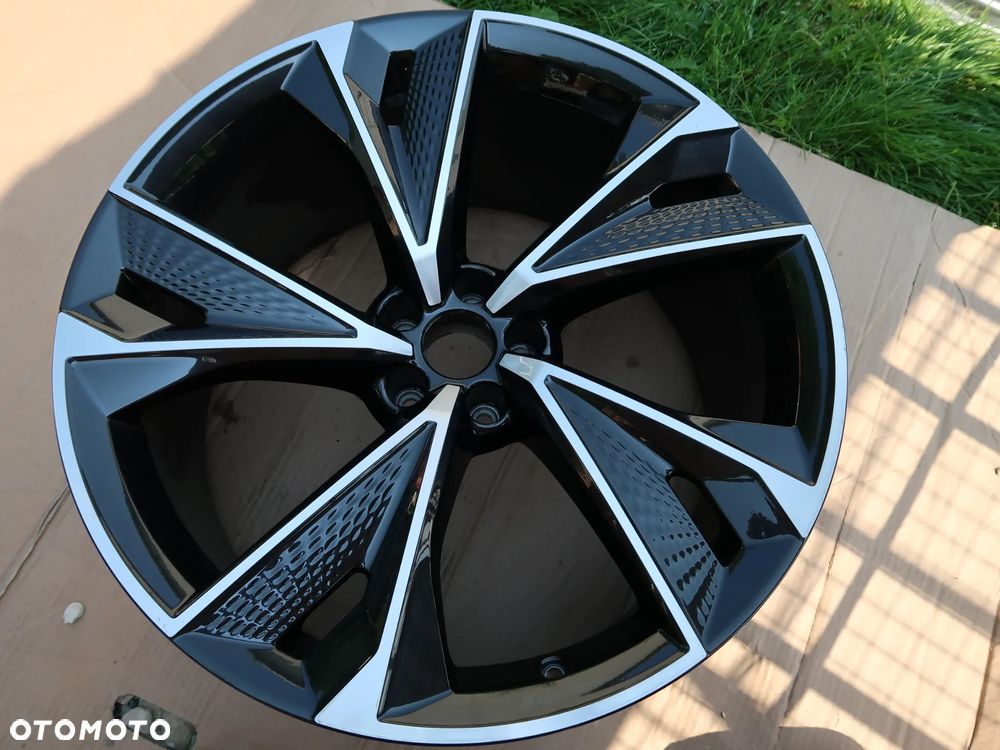 ORYGINALNA FELGA AUDI RS6 RS7 22'' 4K0601025BC - 3