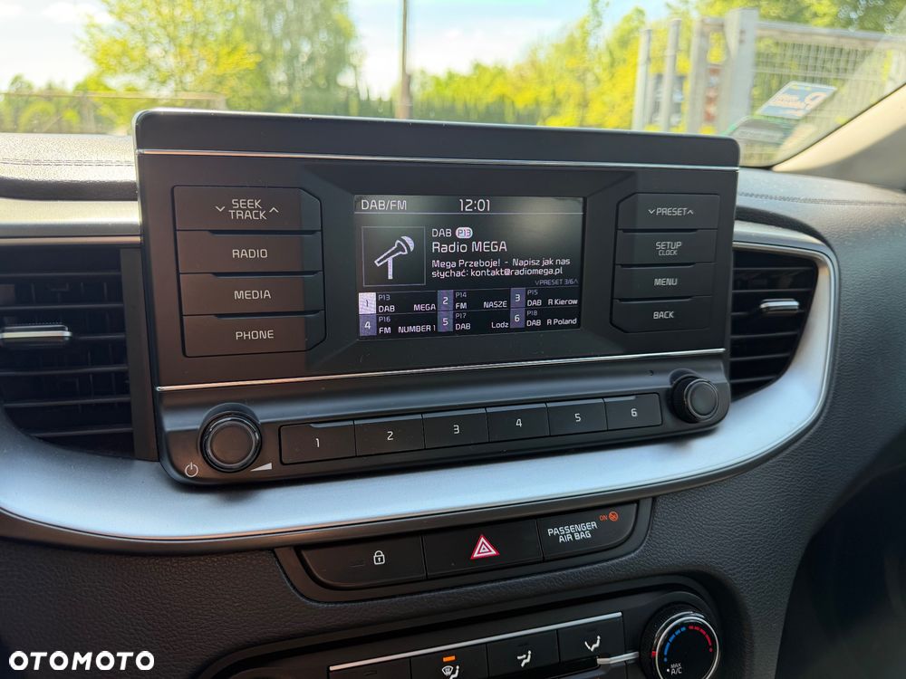 Kia Ceed 1.0 T-GDI S - 23