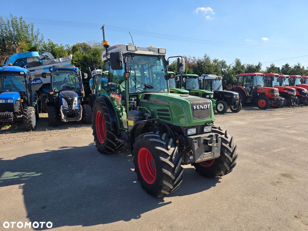 Fendt 209F - 4