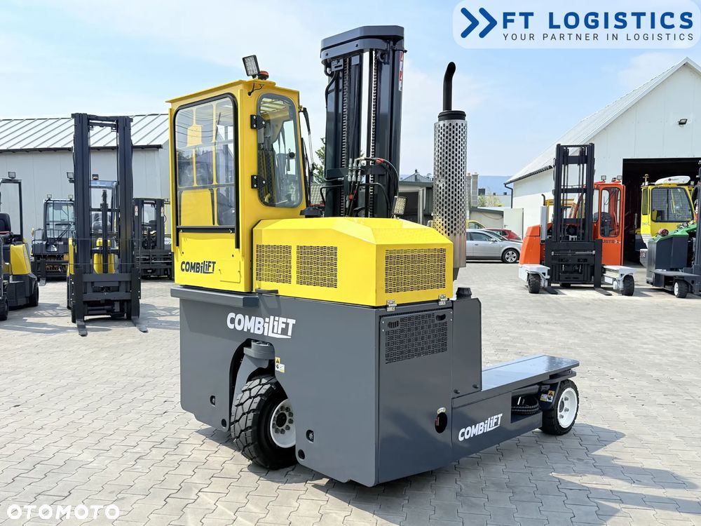 Combilift WÓZEK CZTEROKIERUNKOWY - WIELOKIERUNKOWY | COMBILIFT C3000 | GAS | TRIPLEX 6400MM | JEDYNE 953 MOTOGODZINY | POZYCJONER WIDEŁ | WOLNY SKOK | NOWE OPONY | PO SERWISIE | STAN IDEALNY - 6