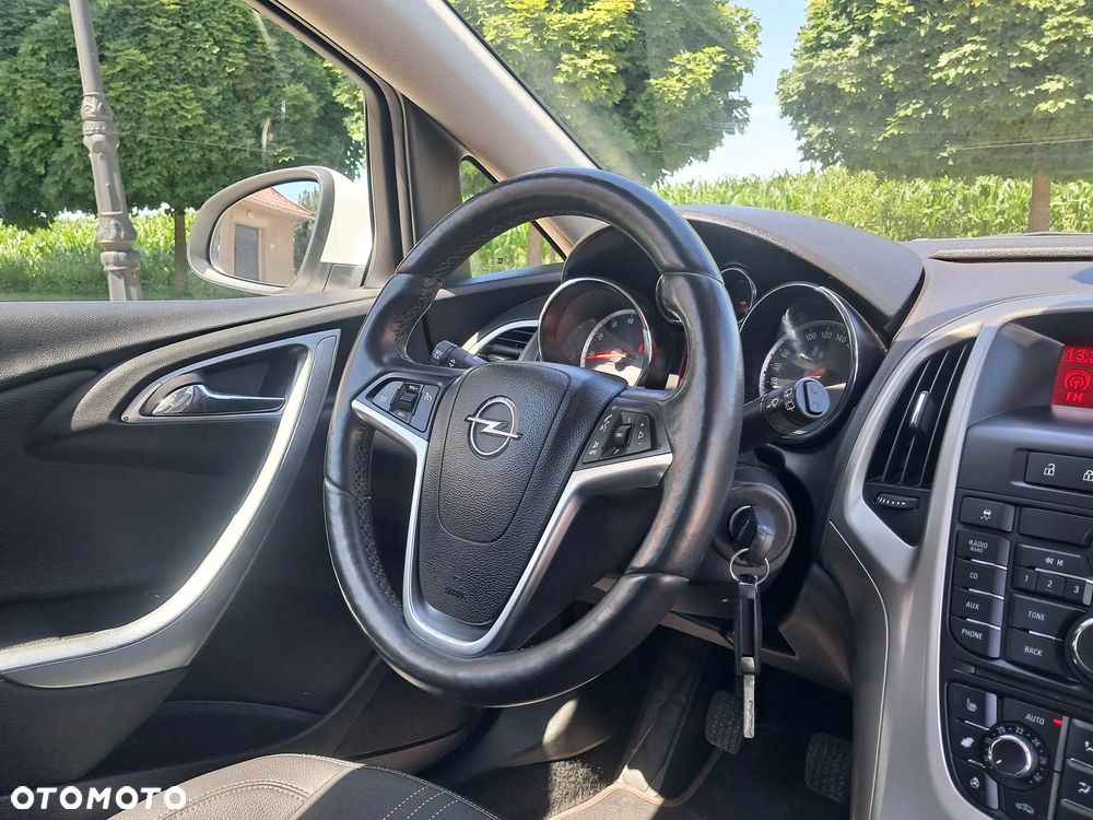 Opel Astra 1.4 Turbo - 17