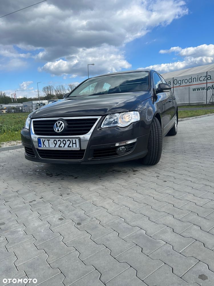 Volkswagen Passat 2.0 TDI DPF Comfortline DSG - 2
