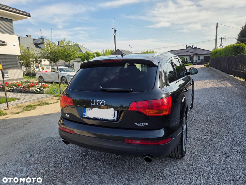 Audi Q7 - 12