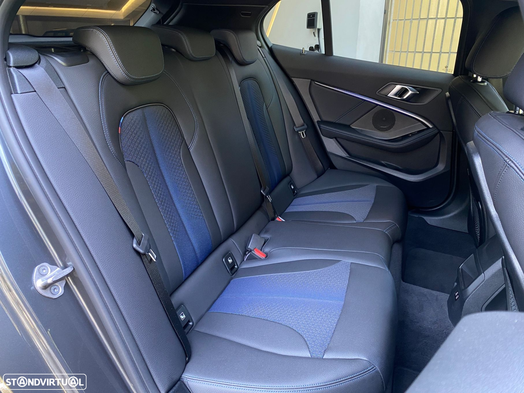 BMW 118 i Pack Desportivo M Auto - 12