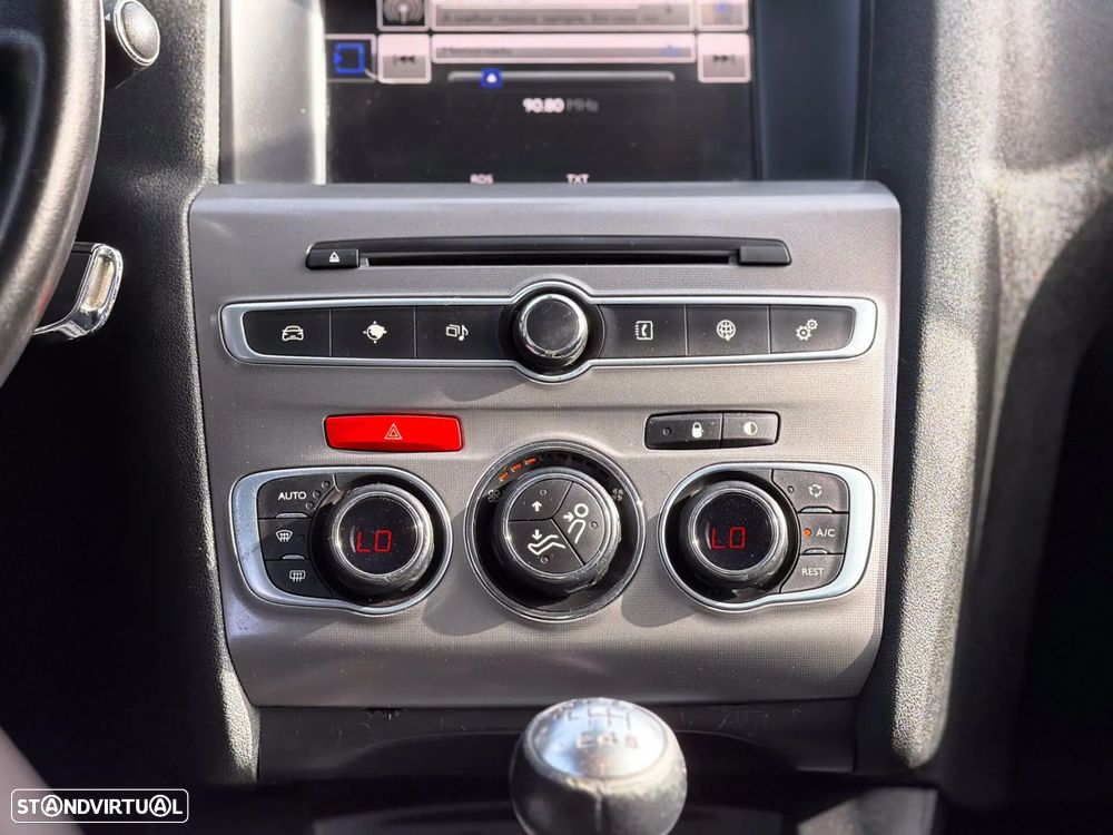 Citroën C4 1.6 BlueHDi Feel - 17