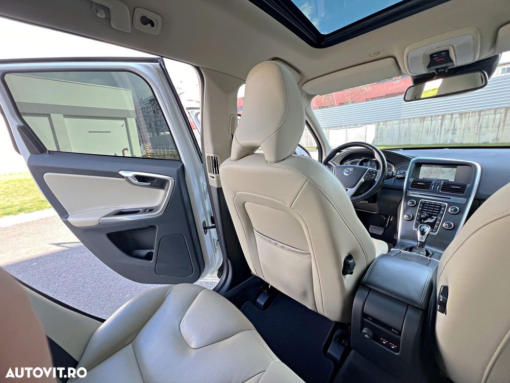 Volvo XC 60 D4 Geartronic Summum - 20