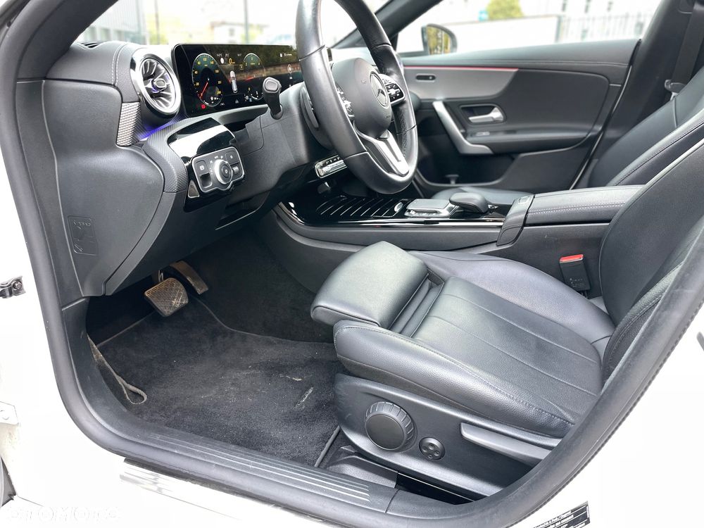 Mercedes-Benz CLA 200 d 8G-DCT Progressive - 18