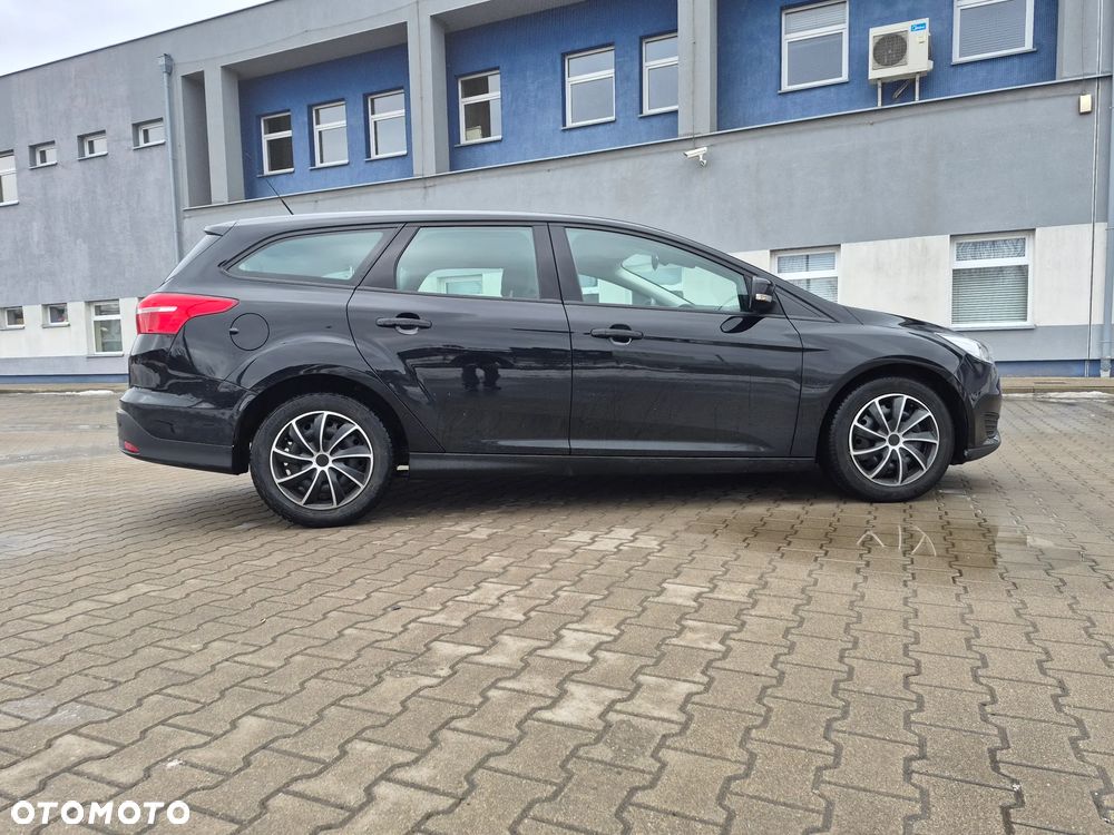 Ford Focus 1.5 TDCi DPF Start-Stopp-System Business - 2