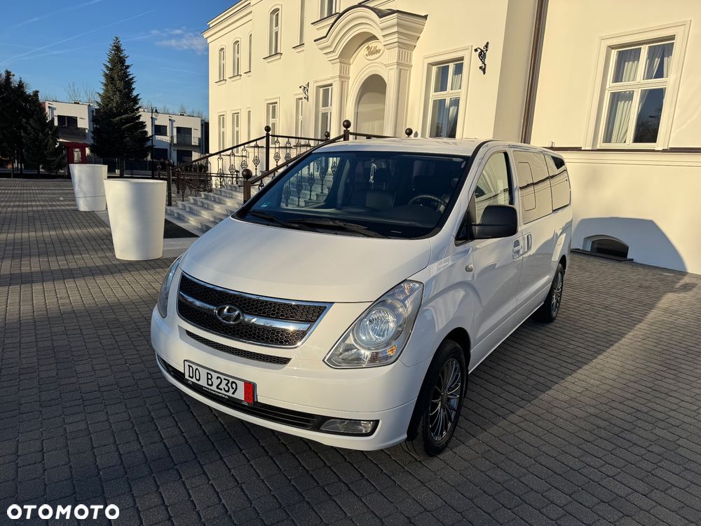 Hyundai H-1 Cargo teilverglast Autm HK - 16