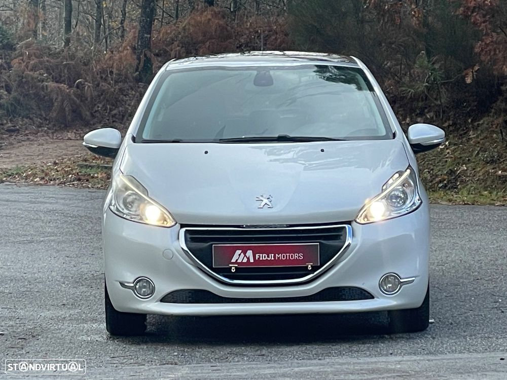 Peugeot 208 1.6 e-HDi Allure - 4