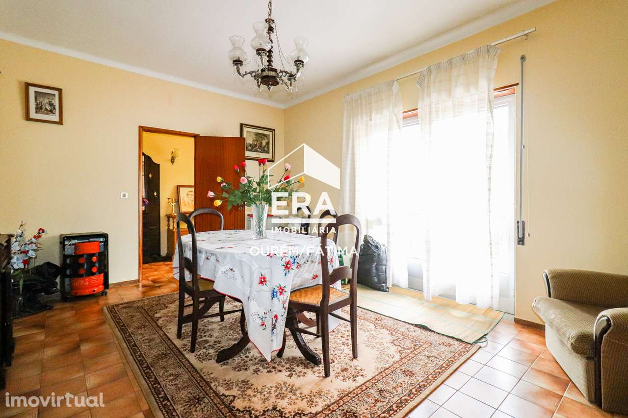 Moradia T4, Gondemaria, Ourém - Grande imagem: 4/21