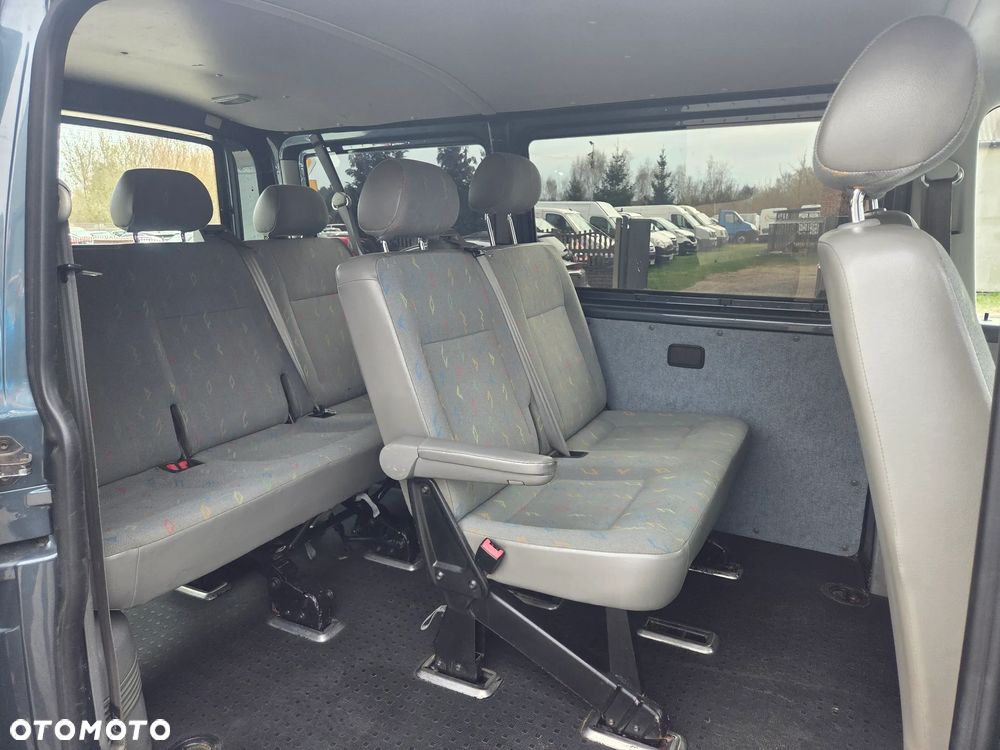 Volkswagen Transporter - 10
