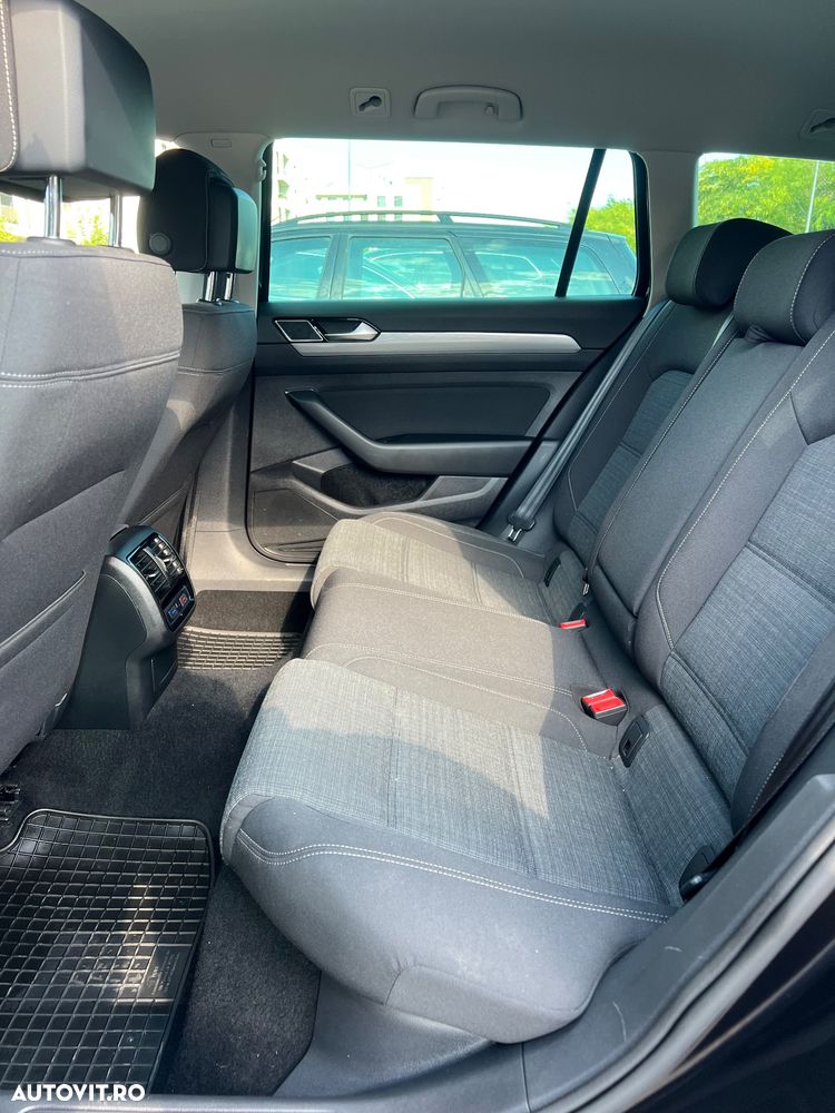 Volkswagen Passat 2.0 TDI SCR DSG Elegance - 5