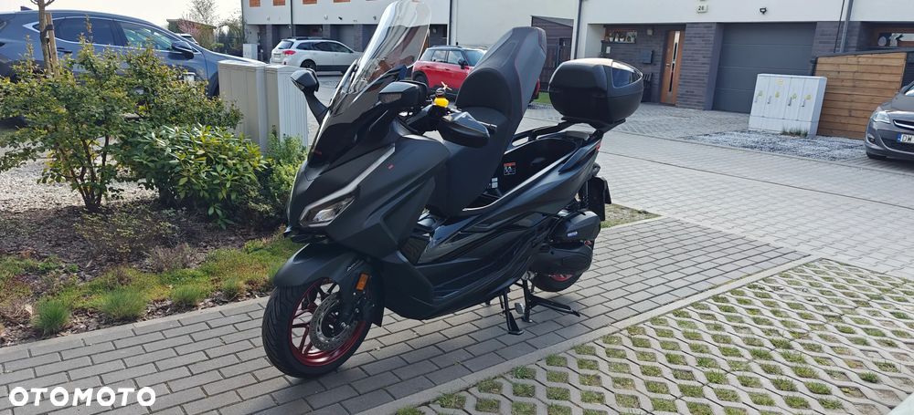 Honda NSS - 33