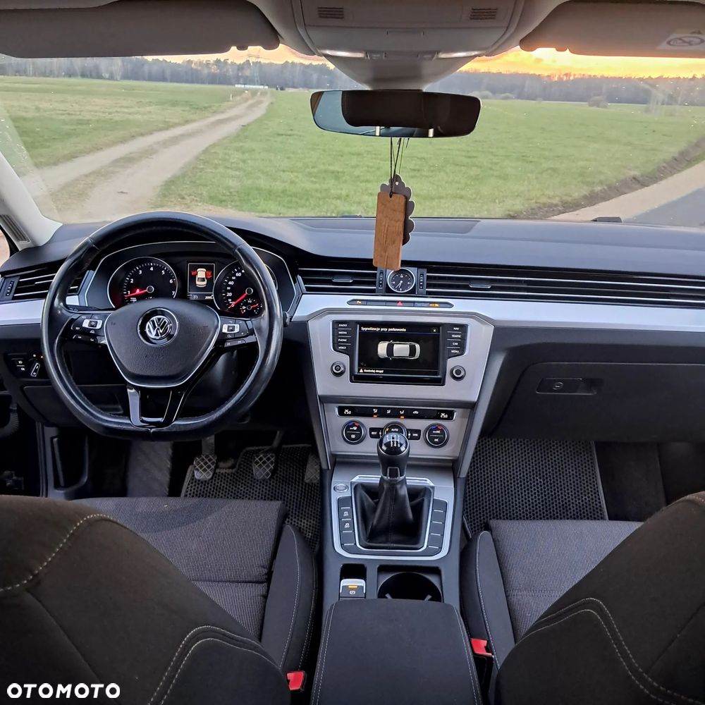 Volkswagen Passat 1.8 TSI BMT Comfortline - 19