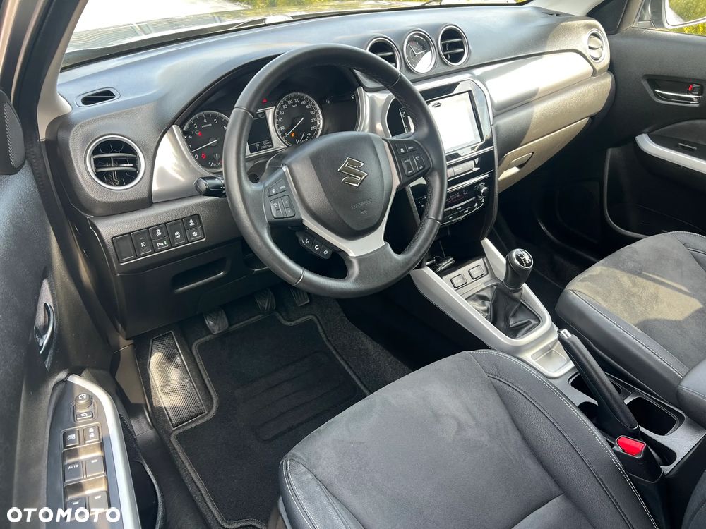Suzuki Vitara 1.6 (4x4) Allgrip Comfort+ - 28