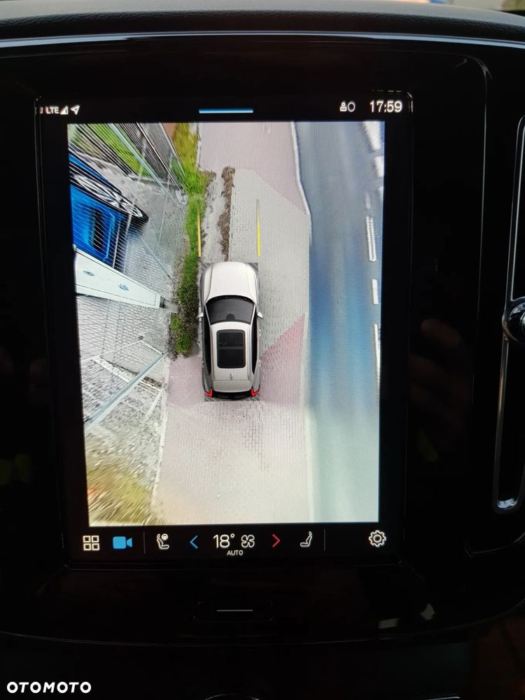 Volvo XC 40 Recharge 82 kWh Single M Extended Range RWD Plus - 25