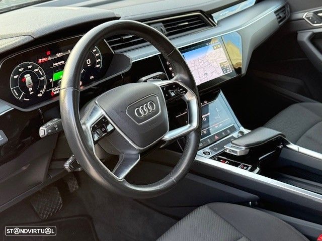 Audi Q8 e-Tron Sportback 55 quattro Advanced - 9