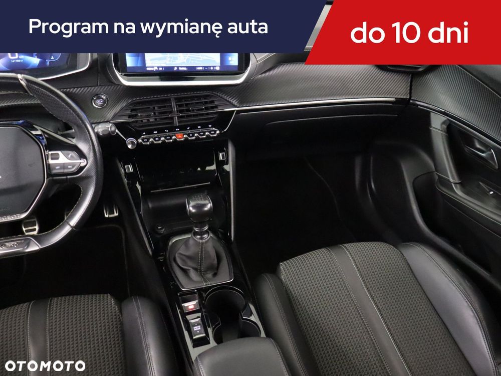 Peugeot 2008 - 10