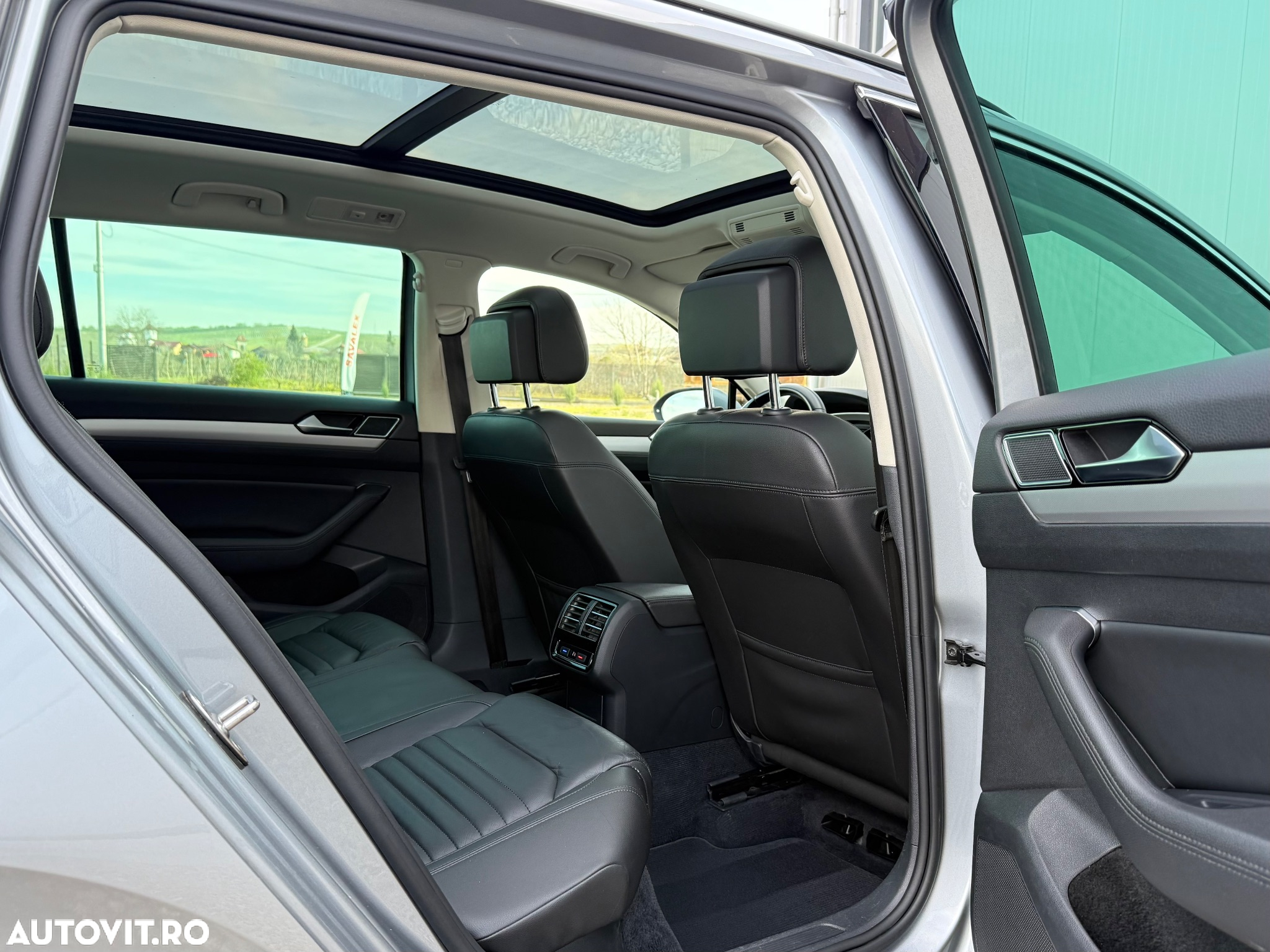 Volkswagen Passat Variant 2.0 TDI DSG Comfortline - 15