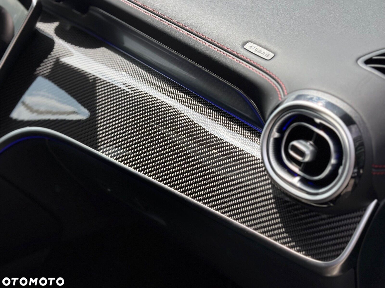 Mercedes-Benz GLC - 16