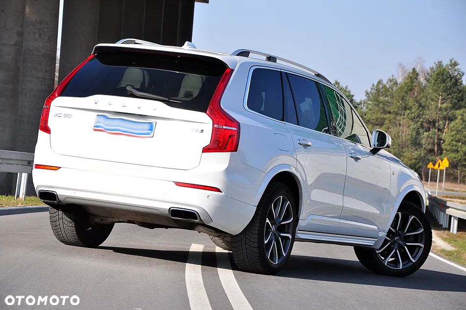 Volvo XC 90 - 7