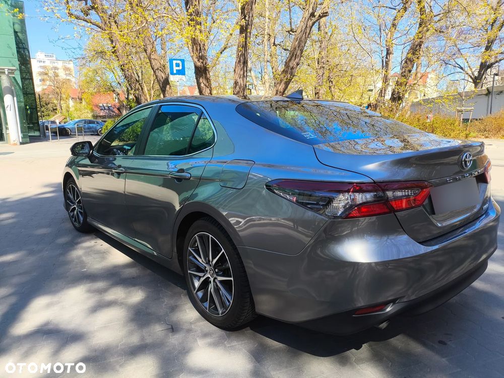 Toyota Camry 2.5 Hybrid Executive CVT - 10