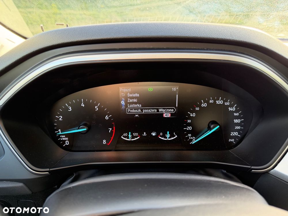 Ford Focus 1.0 EcoBoost STart-Stopp-System TITANIUM - 36