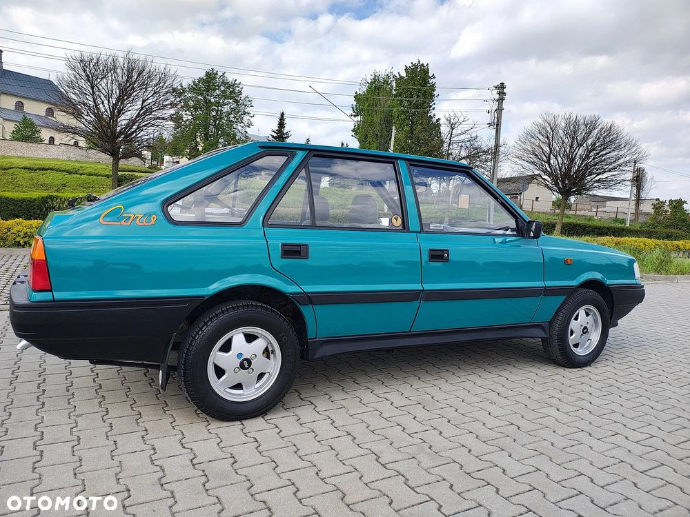 Polonez Caro - 9