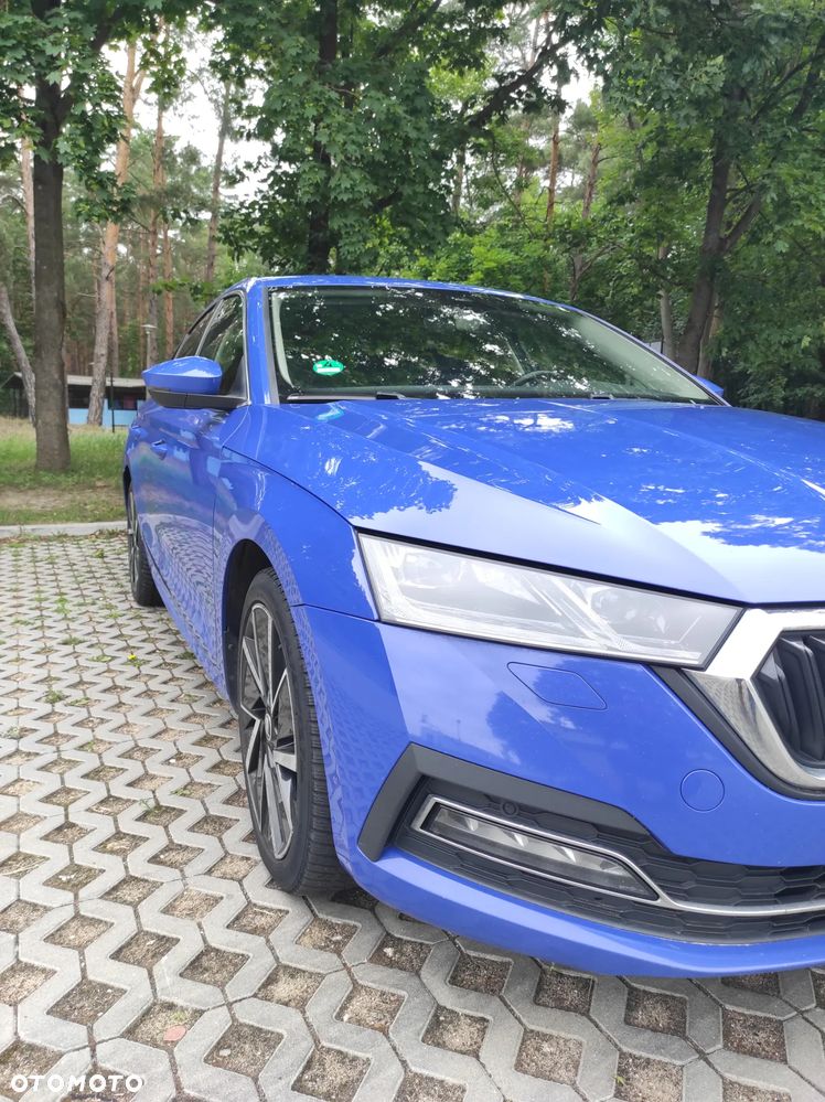 Skoda Octavia 2.0 TDI SCR 4x4 Ambition DSG - 9