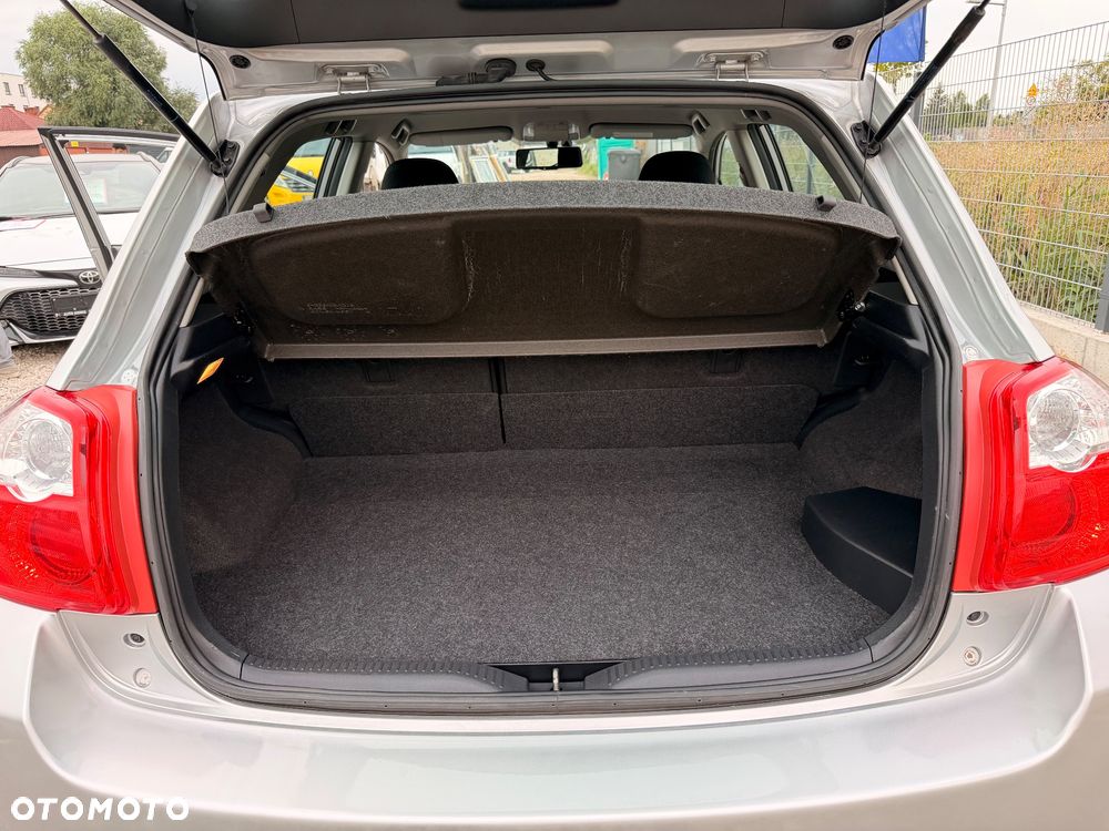 Toyota Auris - 24