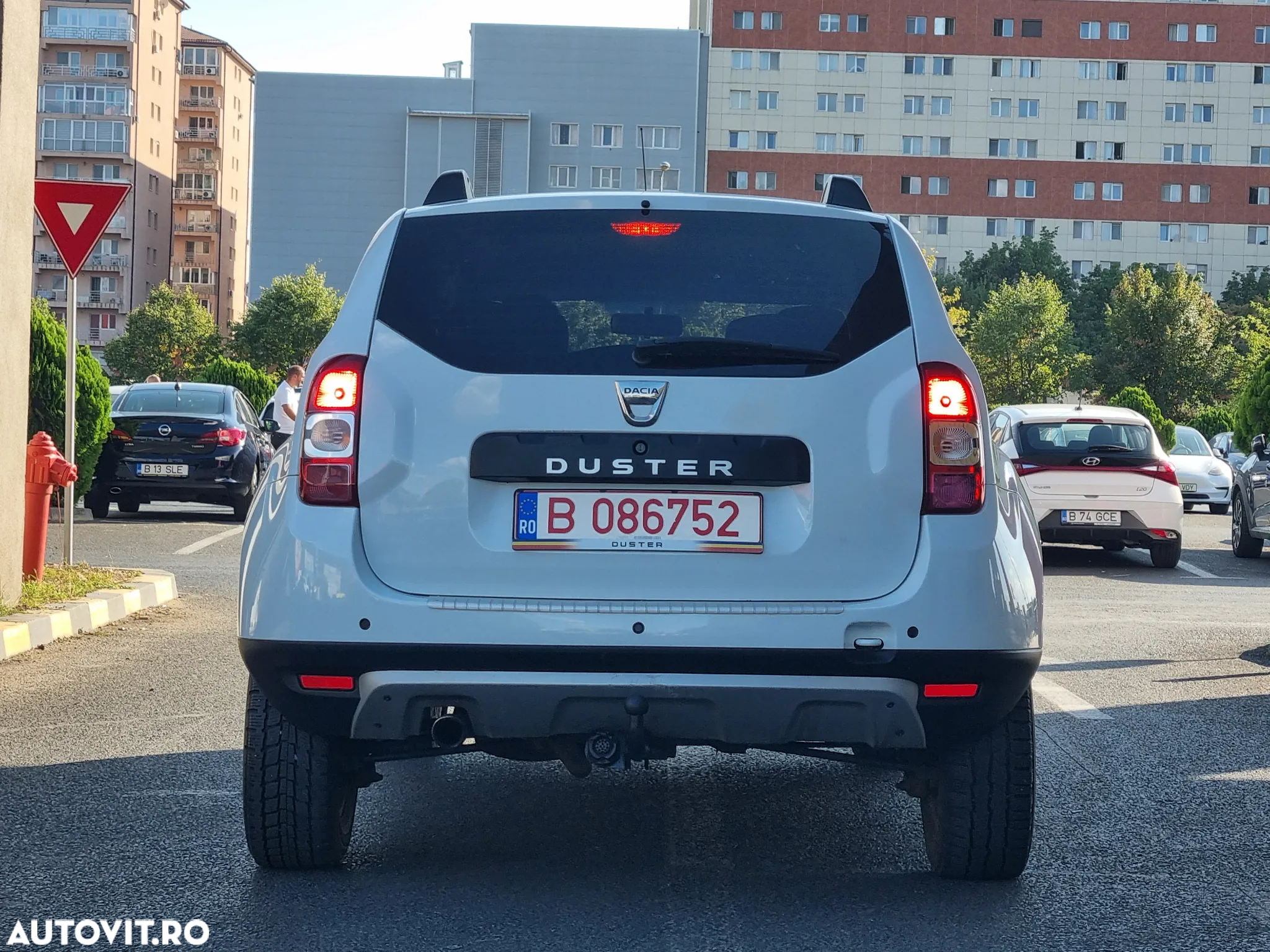 Dacia Duster 1.2 TCe 4x4 Laureate - 11